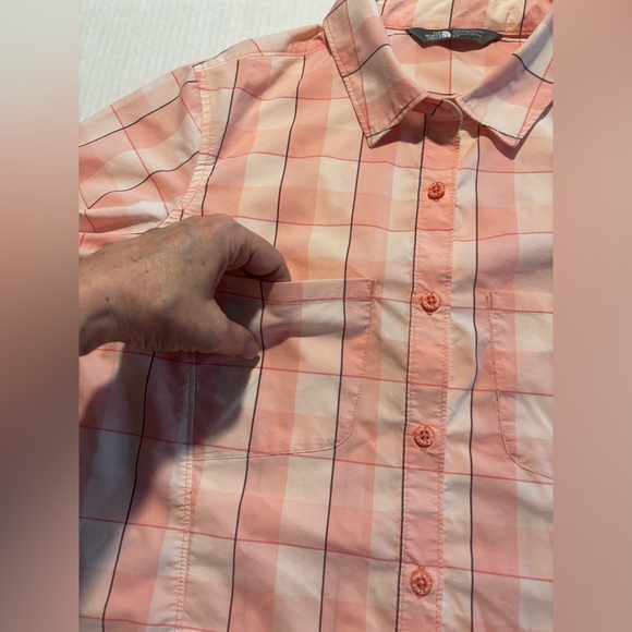 The North Face Long Sleeve Sunblocker Button Shirt Coral Plaid Pockets Women’s S - Picture 5 of 13